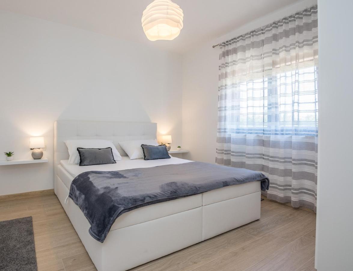 Apartments Maella ซาดาร์ ภายนอก รูปภาพ
